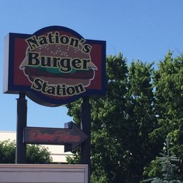 a sign for a restaurant a sign for a restaurant