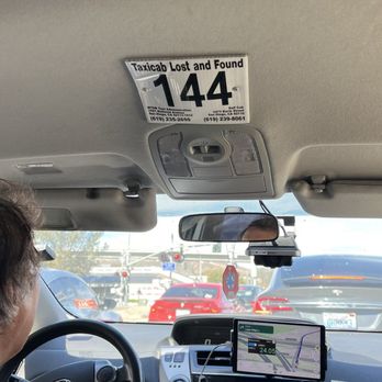Yellow Cab - Said taxi driver en route to drop off a customer. - Taxis Near Me - San Diego, California Yellow Cab - Said taxi driver en route to drop off a customer. - Taxis Near Me - San Diego, California