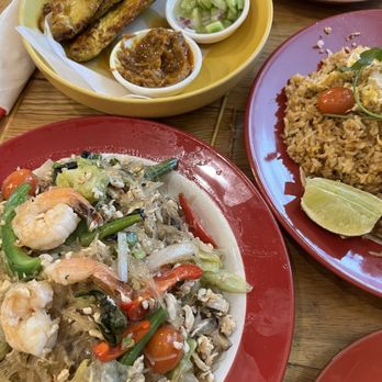 dean by dean noodles - Supreme Drunken Noodle, Chicken Satay, & Crab Fried Rice - Thai Near Me - Rowland Heights, California