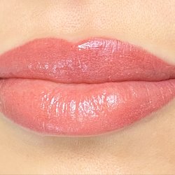 Infinite Beauty Studio - Lip blush