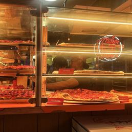 Pizzas Pizzas