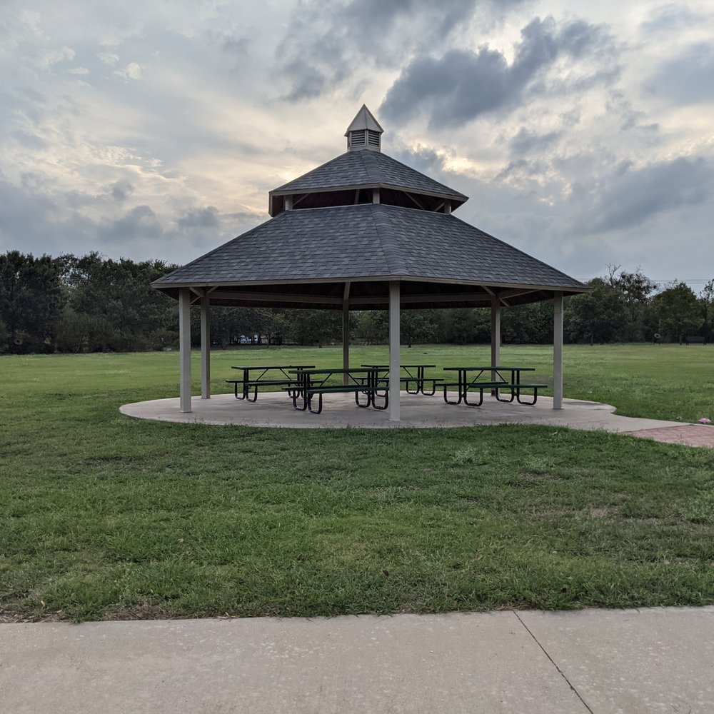 Winston Patrick McGregor Park - Winston Patrick McGregor Park, Cleburne - Botanical Gardens Near Me - Cleburne, Texas Winston Patrick McGregor Park - Winston Patrick McGregor Park, Cleburne - Botanical Gardens Near Me - Cleburne, Texas