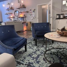 Waiting area is beautiful! Waiting area is beautiful!