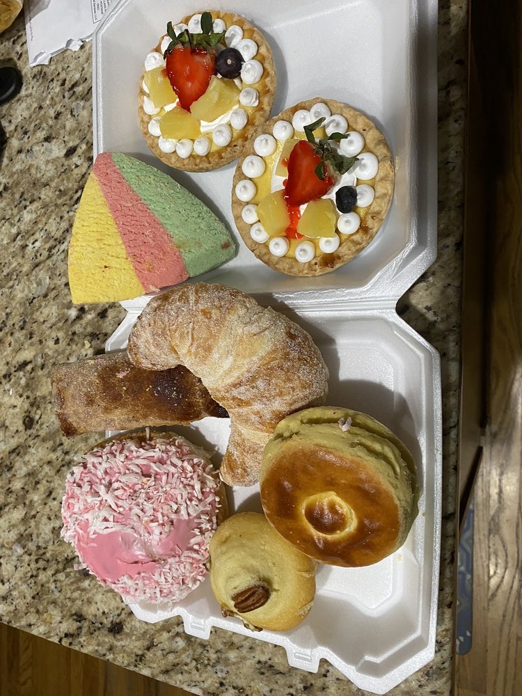 JUAREZ BAKERY Updated September 2024 20 Photos & 37 Reviews 1068 N Waco St, Wichita