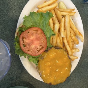 Metro Diner - Classic Burger - Diners Near Me - Gainesville, Florida Metro Diner - Classic Burger - Diners Near Me - Gainesville, Florida