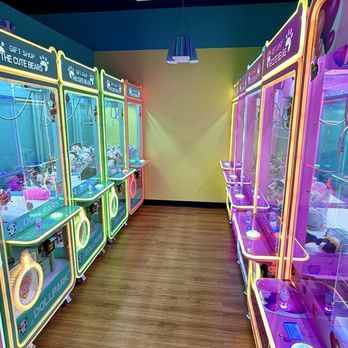 Klaw Komotion - Arcades Near Me - Brandon, Florida Klaw Komotion - Arcades Near Me - Brandon, Florida
