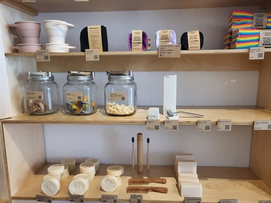 Ethikli Sustainable Market & Vegan, Low-Waste Refillery (CA Certified Green Business) by null