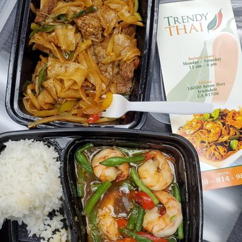 Trendy Thai - Garlic green bean and shrimp & Pad Kee Mao with beef - Thai Near Me - Irwindale, California Trendy Thai - Garlic green bean and shrimp & Pad Kee Mao with beef - Thai Near Me - Irwindale, California