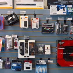 Grolen Computers - RAM, Motherboard, SSD