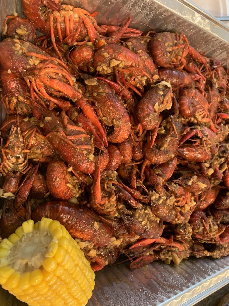 Anna’s Crawfish & Seafood, Houston Roadtrippers