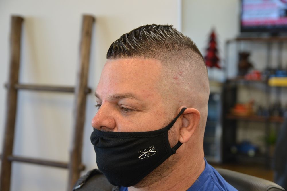 EUROS BARBER LOUNGE Updated August 2024 197 Photos & 11 Reviews