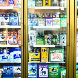 Colony Liquors & Wine Shoppe