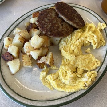 The Bagelsmith - Scrambled eggs, homefries and sausage - Breakfast & Brunch Near Me - Easton, Pennsylvania The Bagelsmith - Scrambled eggs, homefries and sausage - Breakfast & Brunch Near Me - Easton, Pennsylvania