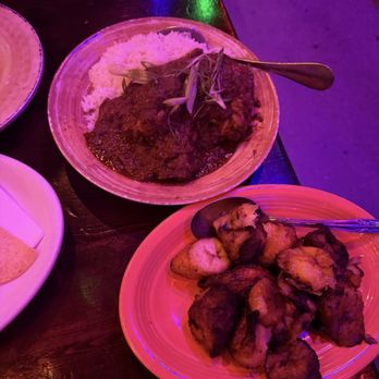 Cha Cha Cha - Jerk Chicken and plantains - Caribbean Near Me - San Francisco, California