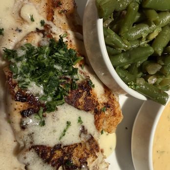 Dons Seafood - Lafayette - Seafood Near Me - Lafayette, Louisiana