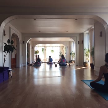UpDog Studios - Harlem - Yoga Near Me - New York, New York