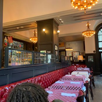 P. J. CLARKE’S - Updated August 2024 - 241 Photos & 206 Reviews - 601 ...