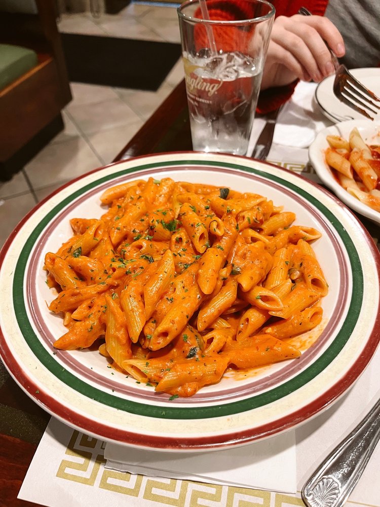 UNCLE JOE’S PIZZA Updated October 2024 27 Photos & 81 Reviews 17