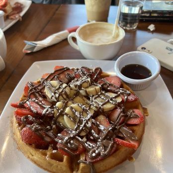 Le Fernández Café - Breakfast & Brunch Near Me - Columbus, Indiana Le Fernández Café - Breakfast & Brunch Near Me - Columbus, Indiana