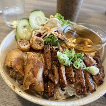 Basil Bistro - 21. Charbroiled Pork on Vermicelli with egg rolls - Chicken Wings Near Me - Chino Hills, California Basil Bistro - 21. Charbroiled Pork on Vermicelli with egg rolls - Chicken Wings Near Me - Chino Hills, California