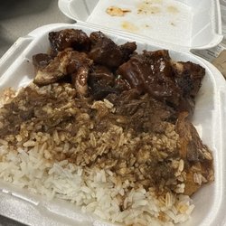 Yaad Spice Caribbean Restaurant - Jerk Pork White Rice Oxtail gravy
