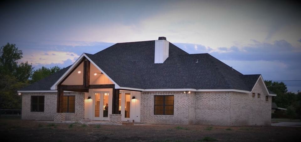 Slide of Castillo Roofing Solutions