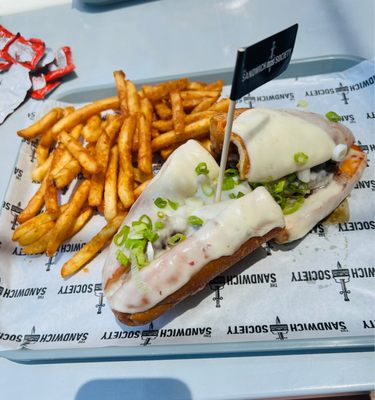 The Sandwich Society by null