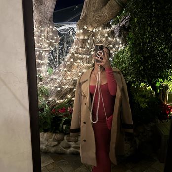 Geoffrey's Malibu - New Year's Eve - Seafood Near Me - Malibu, California