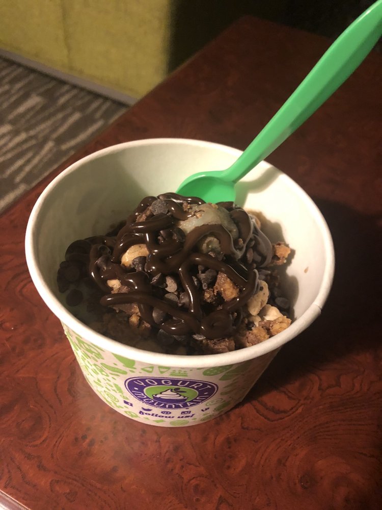 YOGURT MOUNTAIN Updated September 2024 14 Reviews 1520 Town
