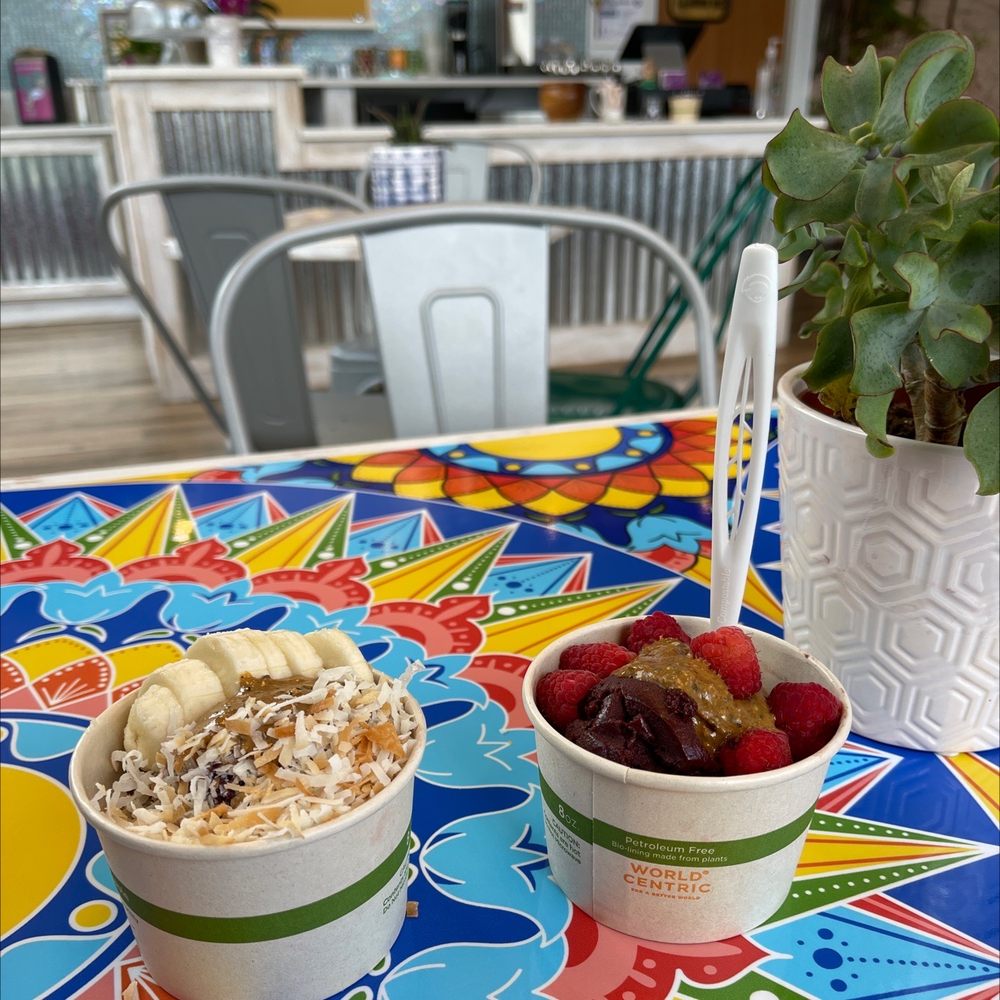 PURA VIDA AÇAI CAFE Updated May 2024 33 Photos & 19 Reviews 6203