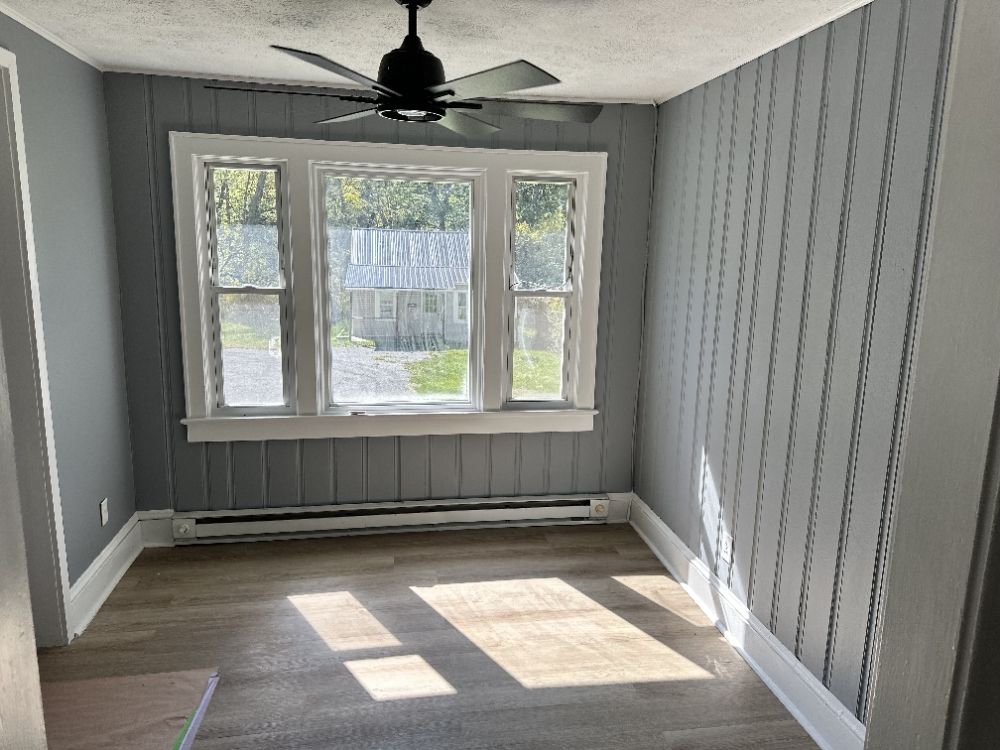 Slide of Browning Floors & More