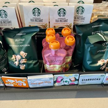 Starbucks - Coffee & Tea Near Me - Bloomfield, Connecticut