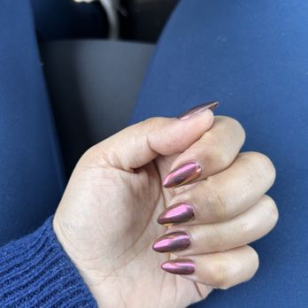 Luxus Nail Spa  - $79 for full set short almond gel x chrome nails - Nail Salons Near Me - Glendale, California