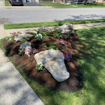 Cherry Creek Landscaping - New this year rock corner - Landscaping Near Me