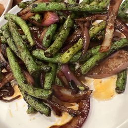 Spicy vegan Stir-Fried String Beans with onions干煸四季豆 Spicy vegan Stir-Fried String Beans with onions干煸四季豆