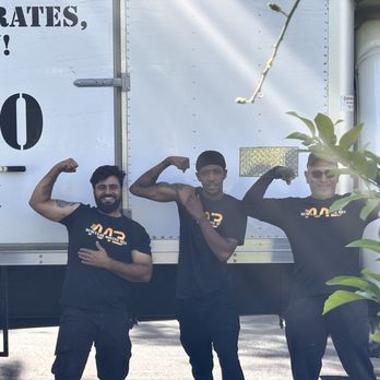Muscular Moving Men and Storage - 10 Star Mover Athletes Mohammad, Michael, Rod - Movers Near Me - Phoenix, Arizona Muscular Moving Men and Storage - 10 Star Mover Athletes Mohammad, Michael, Rod - Movers Near Me - Phoenix, Arizona