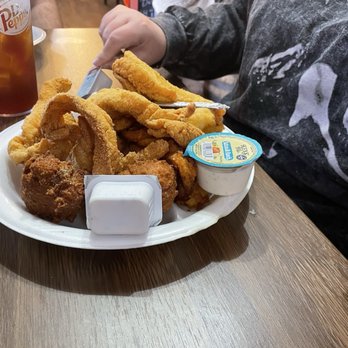 Dine at the Line - Catfish - Breakfast & Brunch Near Me - Moss, Tennessee