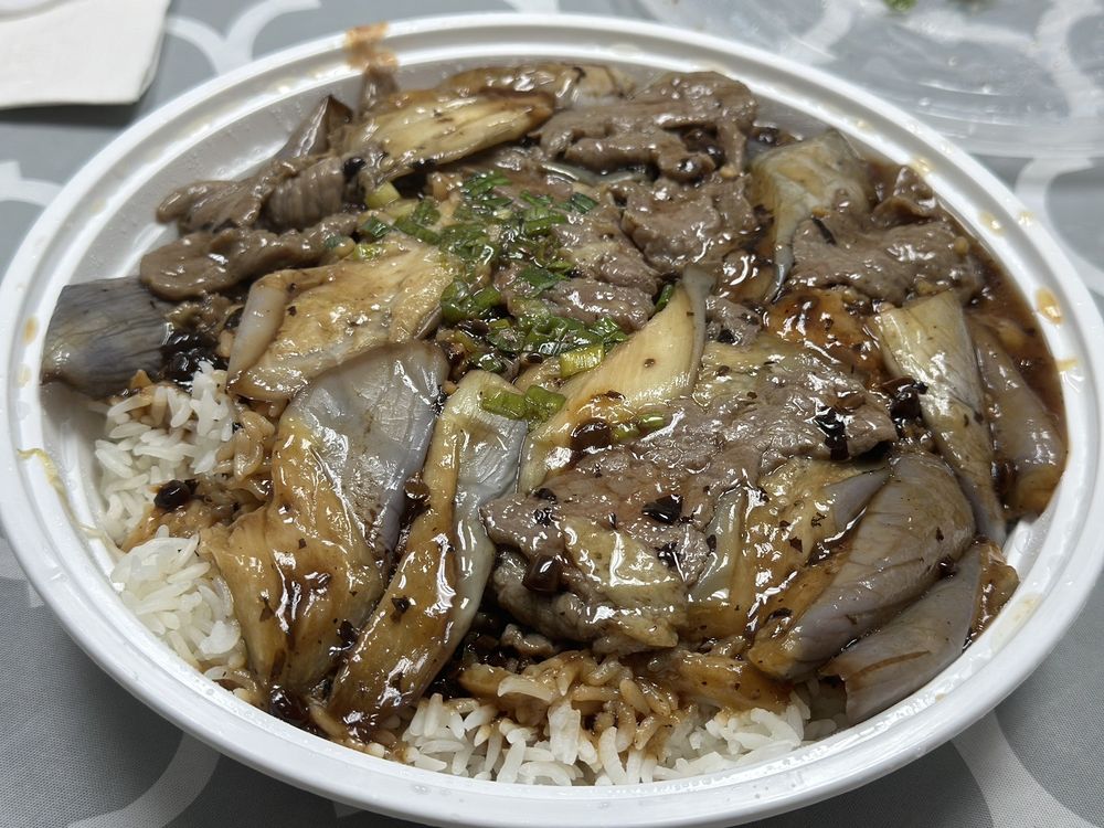 ROYAL TREASURE RESTAURANT Updated November 2024 44 Photos & 40