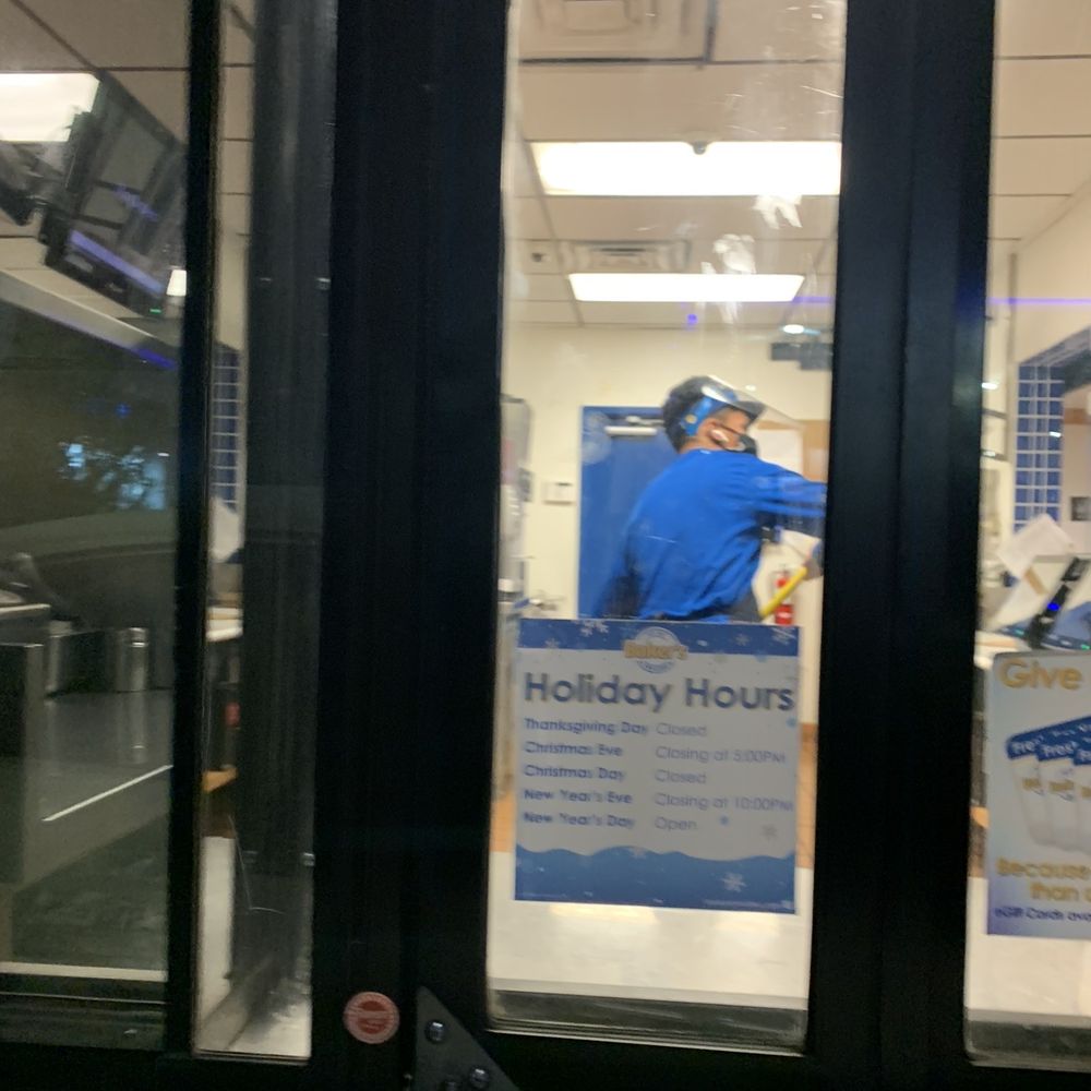 Baker's Drive-Thru - Employee had his air pods in and wouldn't bother answering me as to why they were closed 40 mins early and wouldn't take my order - Burgers Near Me - Colton, California