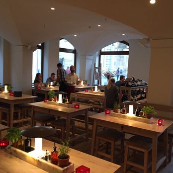 Vapiano - Inside - Italian Near Me - Dresden, SN