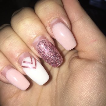 Jade Nails & Spa - 3 weeks growth. All intact, and I use my hands for a lot of cleaning. - Nail Salons Near Me - Miami, Florida Jade Nails & Spa - 3 weeks growth. All intact, and I use my hands for a lot of cleaning. - Nail Salons Near Me - Miami, Florida