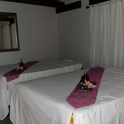 Refined Therapeutic Massage - Massage room