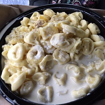 T'Dori Takeout - Alfredo sauce? And what's with the pepper and crap? - Italian Near Me - Conshohocken, Pennsylvania