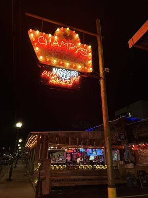 Champy's by null