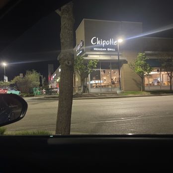 Chipotle Mexican Grill - Sucky customer service - Mexican Near Me - Toledo, Ohio Chipotle Mexican Grill - Sucky customer service - Mexican Near Me - Toledo, Ohio