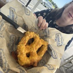 Meding's Seafood - Crab and cheese pretzel