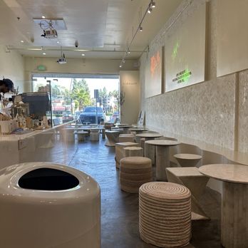 Onescape Coffee - Coffee & Tea Near Me - Los Angeles, California