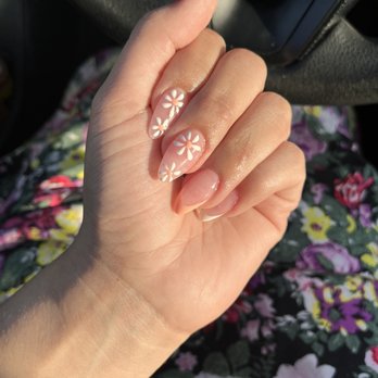 VS Nails & Spa - Nail Salons Near Me - Fontana, California