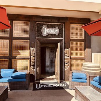 UnderTow Gilbert - Outside - Cocktail Bars Near Me - Gilbert, Arizona