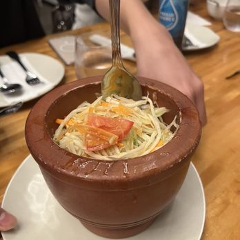 Manaow - Papaya salad - delicious - Thai Near Me - Long Beach, California